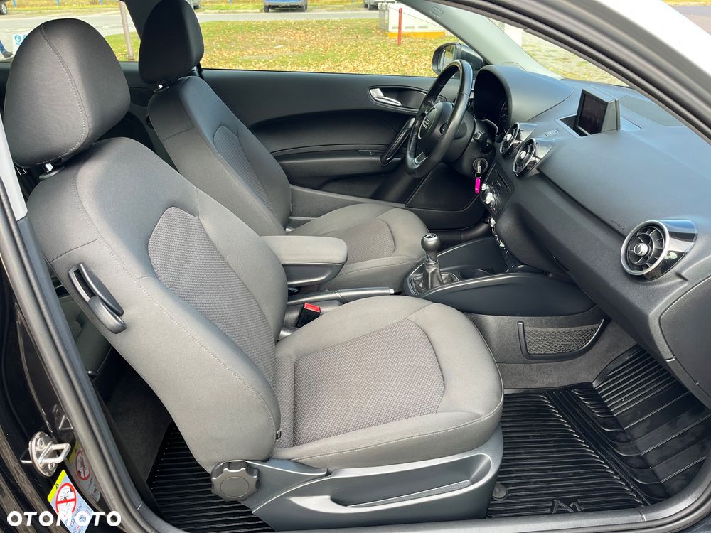 Audi A1 3-drzwiowe 1.2 TFSI Attraction - 22