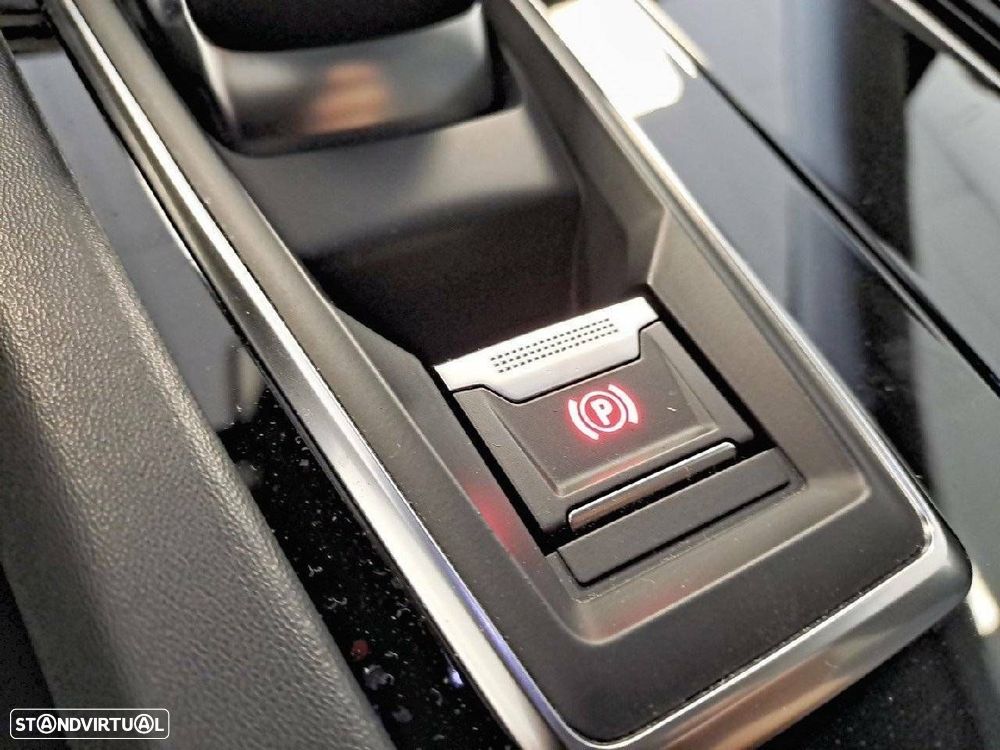 Peugeot 508 1.6 Hybrid Allure e-EAT8 - 25