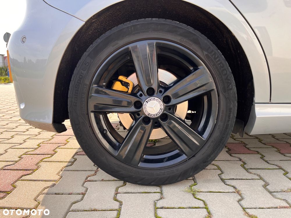 Mercedes-Benz Klasa A 250 4Matic 7G-DCT - 8
