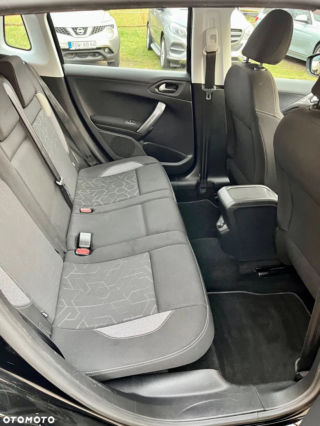 Peugeot 2008 1.2 Pure Tech Style S&S - 18