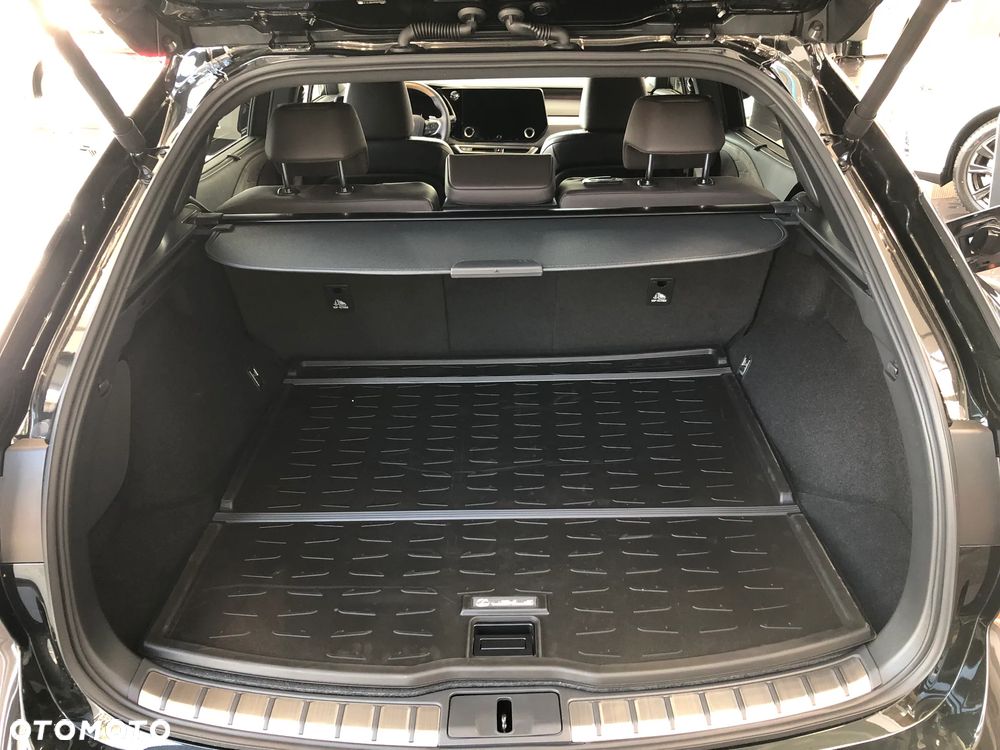 Lexus RX 450h+ Omotenashi - 7