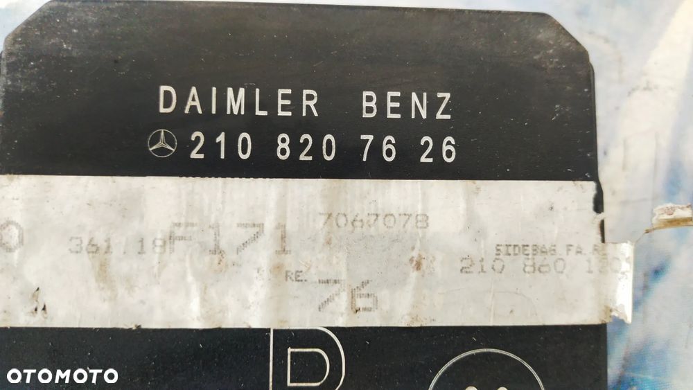 Sterownik Moduł Mercedes 2108207626 356826 - 2