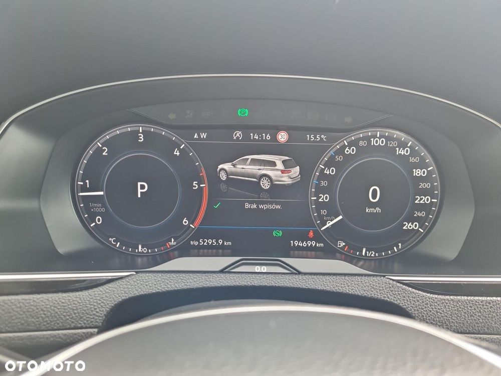 Volkswagen Passat Variant - 17