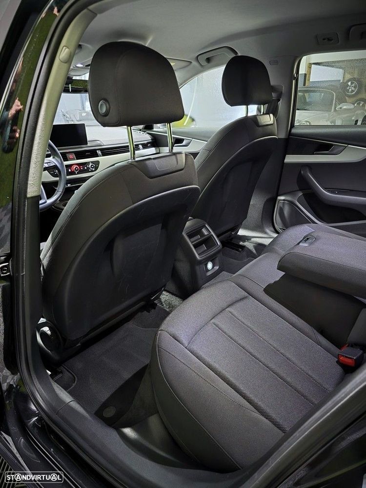 Audi A4 Avant 2.0 TDI Advance S tronic - 13