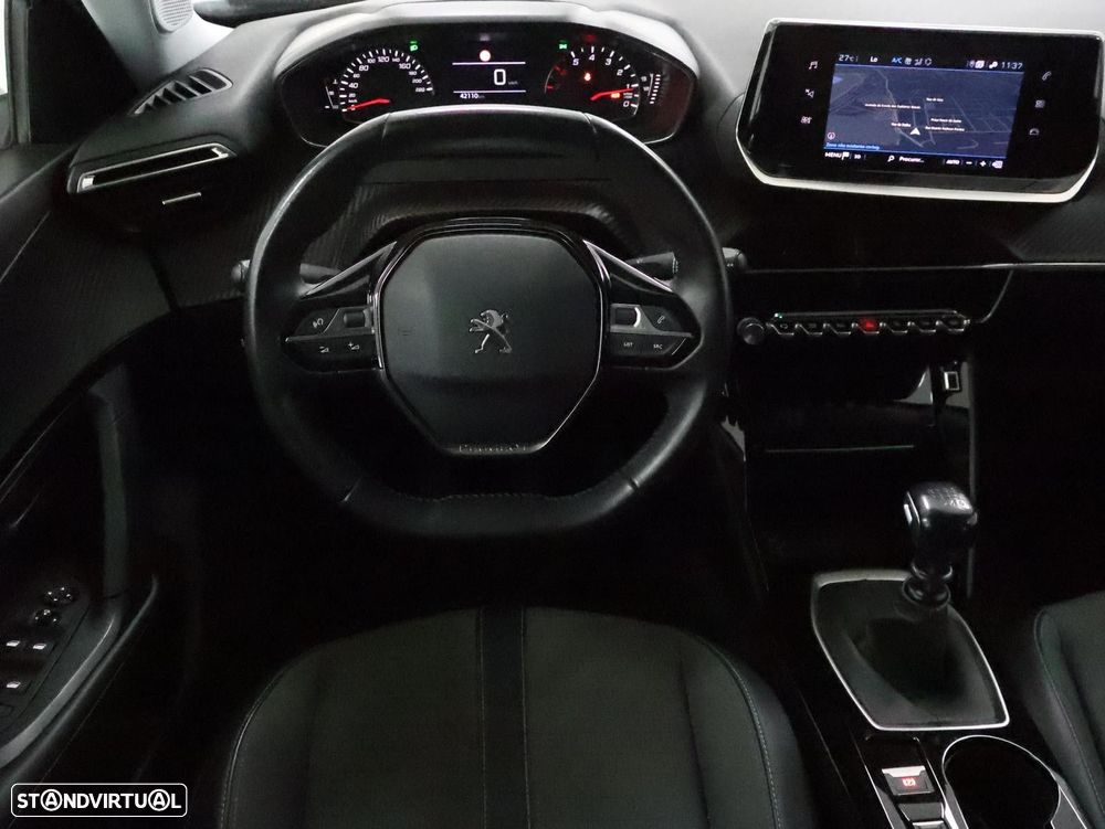 Peugeot 2008 1.2 PureTech Allure - 14