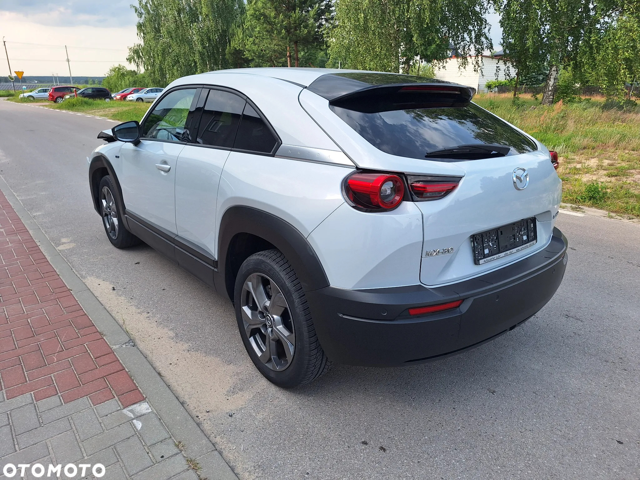 Mazda MX-30 - 9
