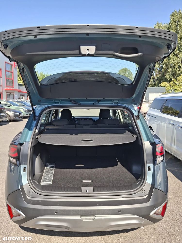 Kia Sportage 1.6 T-GDI MHEV 7DCT HP 4x2 Urban - 33