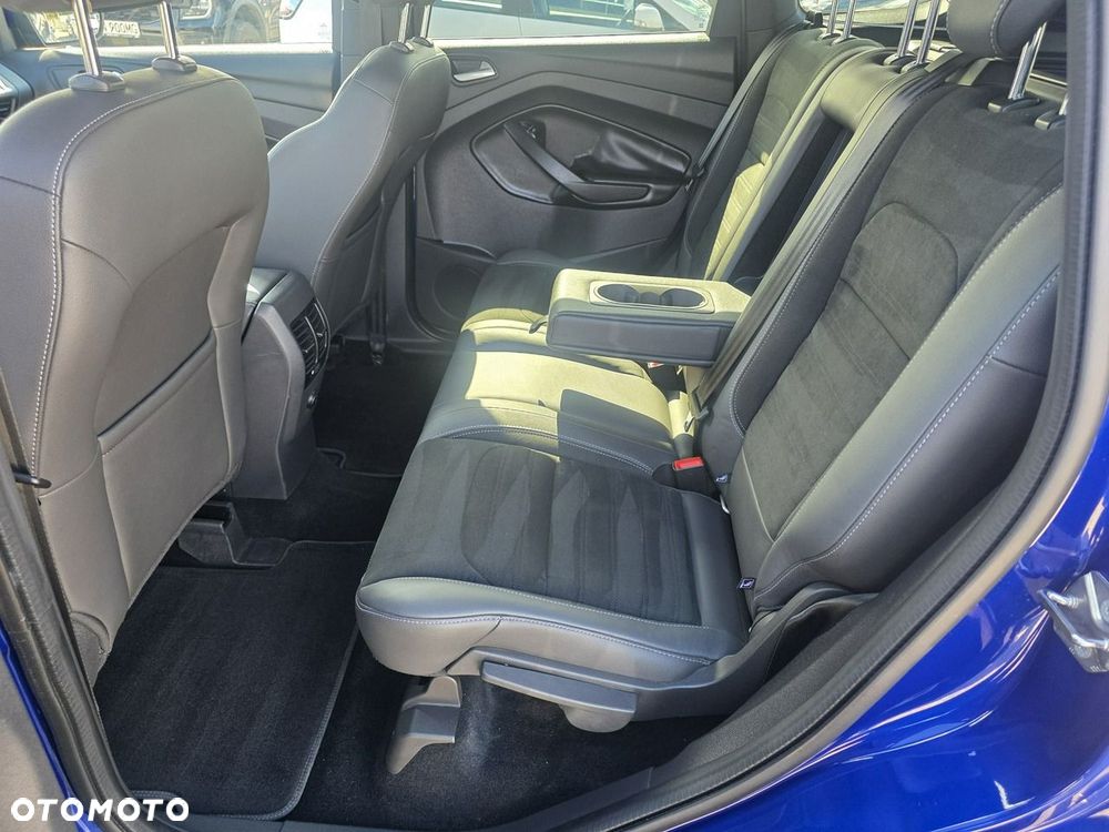 Ford Kuga 2.0 TDCi AWD ST-Line - 24