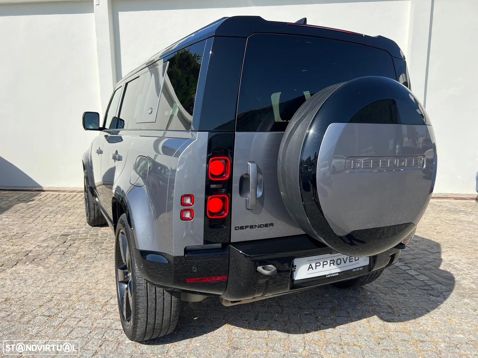 Land Rover Defender 2.0 P400e 110 AWD X-Dynamic SE - 4