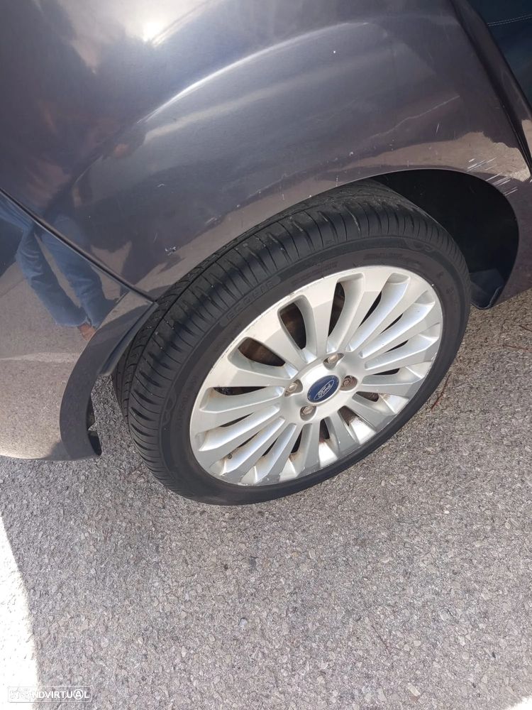 Ford Fiesta 1.25 Titanium 124g - 9