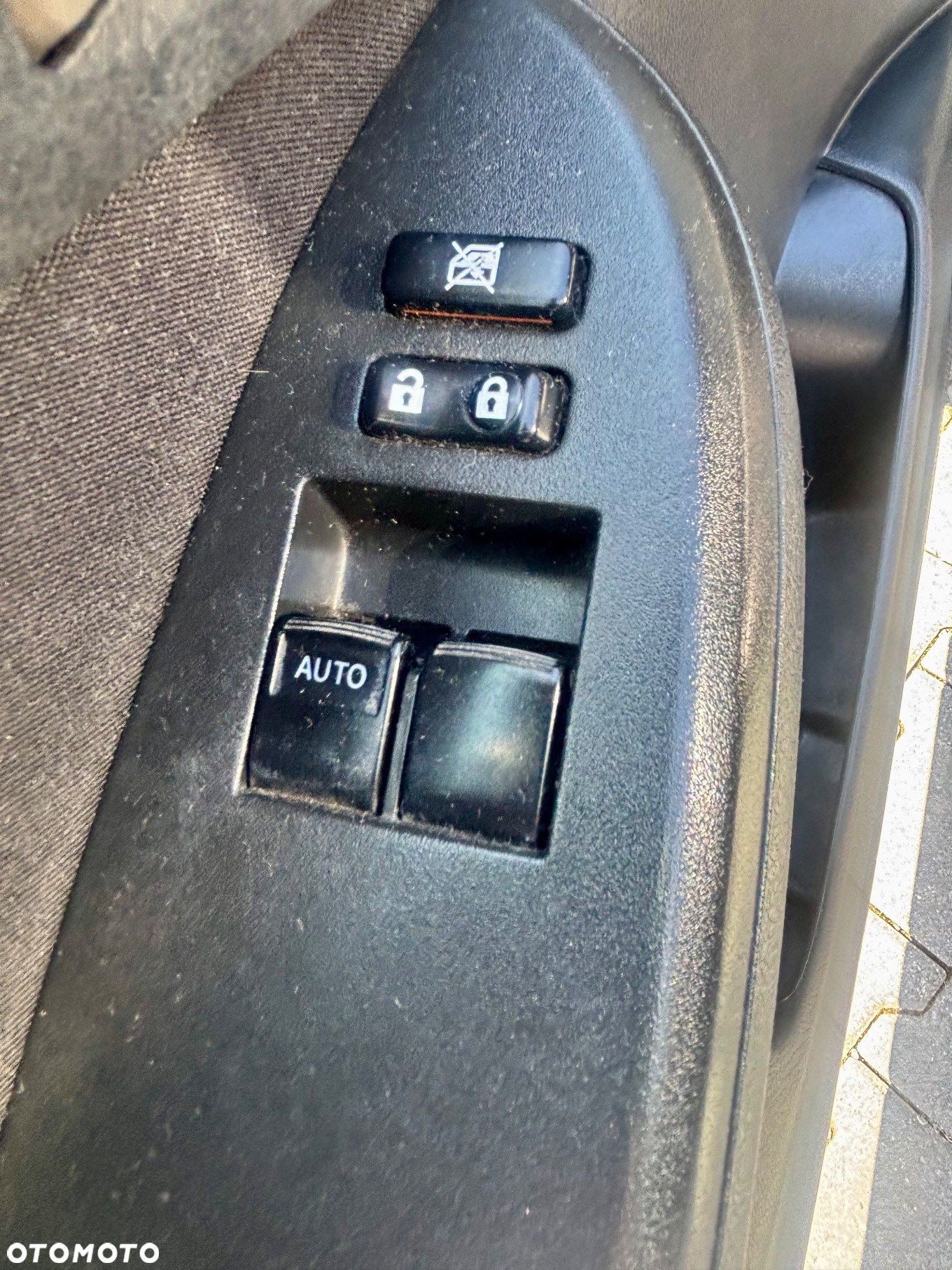 Toyota Corolla - 13