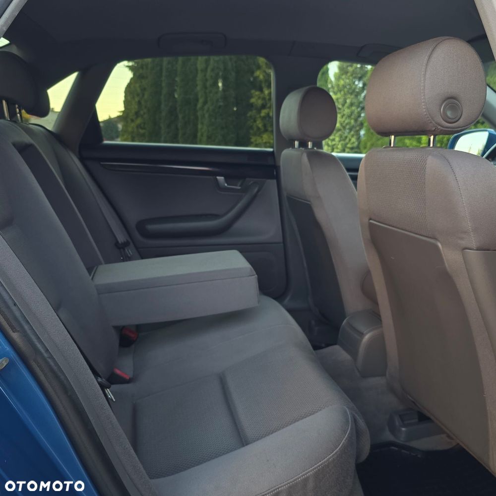 Audi A4 Limousine 2 - 30