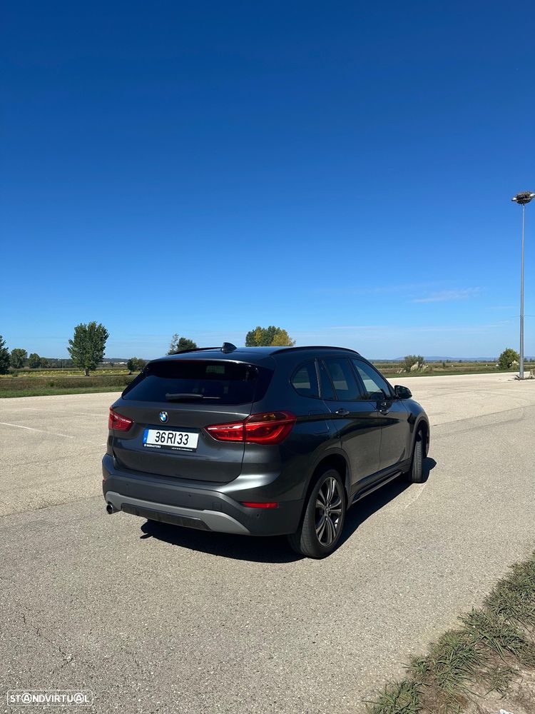 BMW X1 16 d sDrive Line Sport - 4