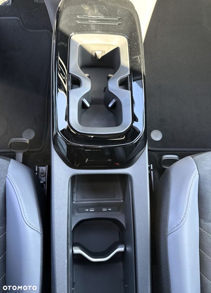 Volkswagen ID.4 52kWh Plus - 27