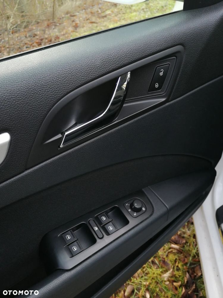 Skoda Superb 2.0 TDI Ambition - 10