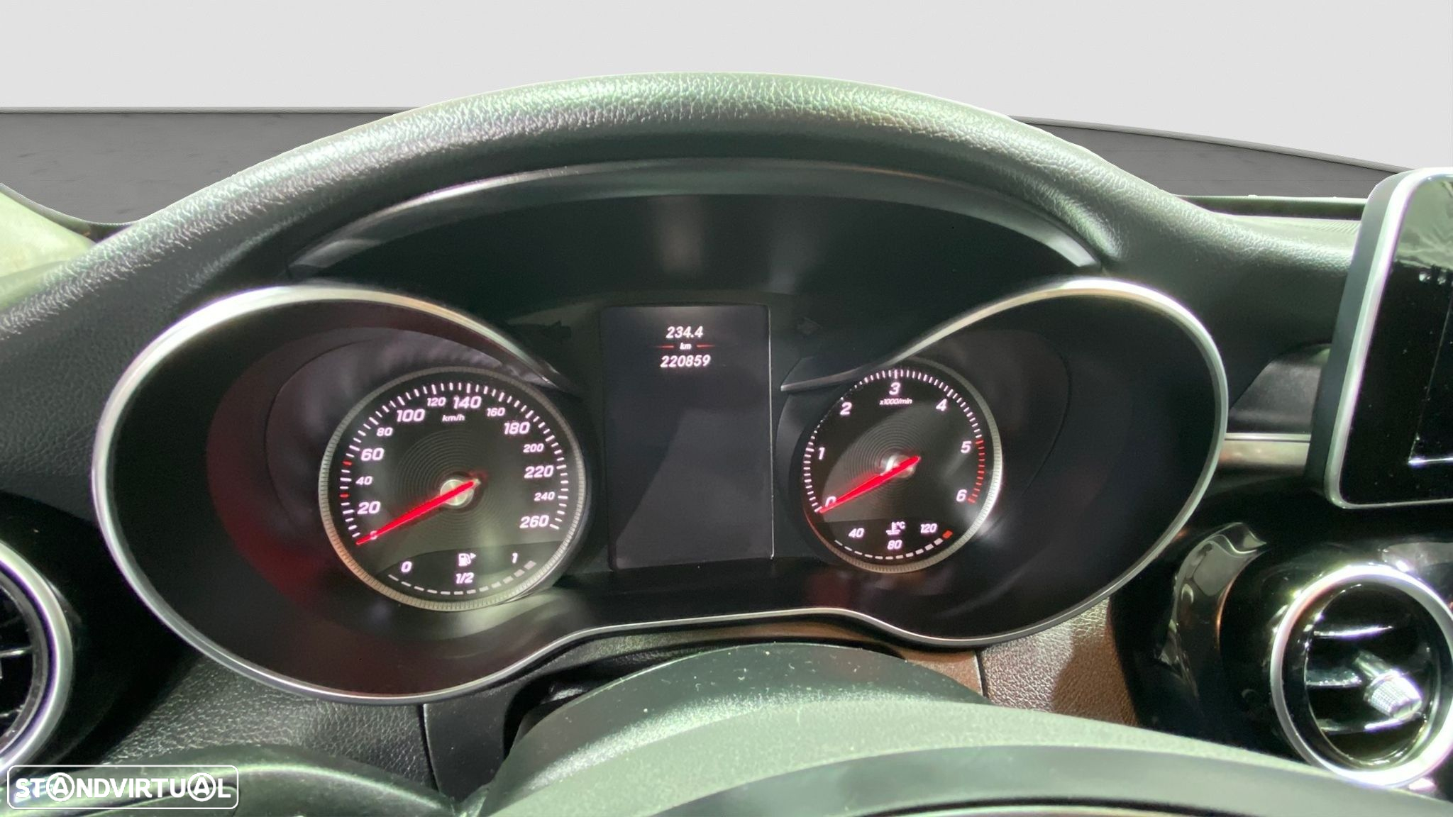 Mercedes-Benz C 200 BlueTEC - 9