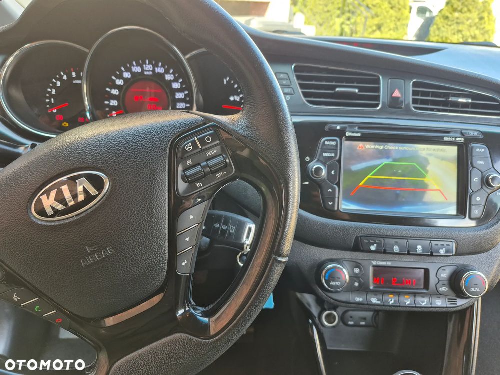 Kia Ceed 1.6 CRDi 128 Platinum Edition - 6