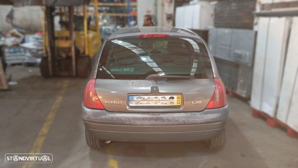 Para Peças Renault Clio Ii (Bb0/1/2_, Cb0/1/2_) - 1