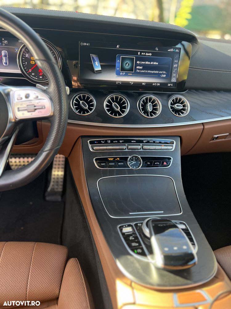 Mercedes-Benz E 300 9G-TRONIC AMG Line - 3