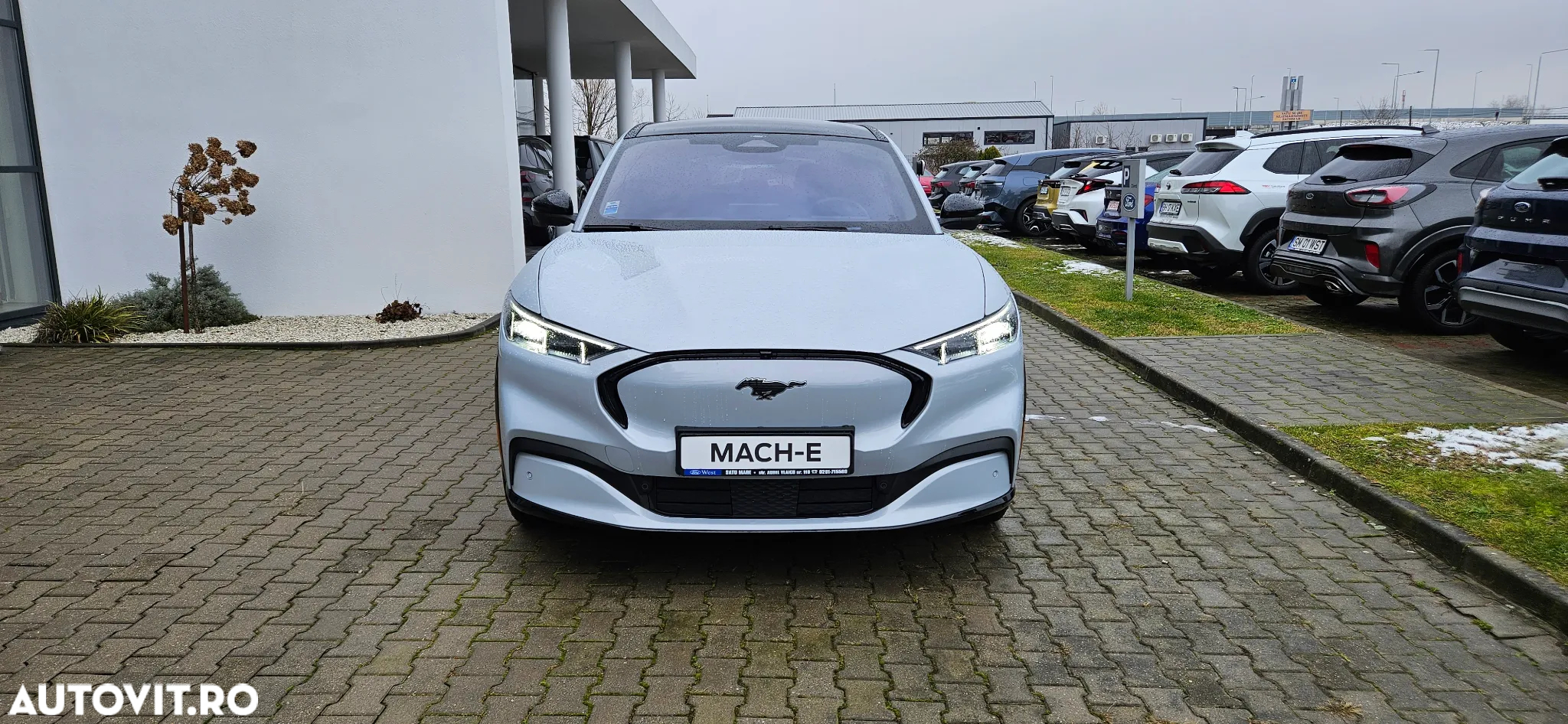 Ford Mustang Mach-E AWD Extended Range 258 kW Premium - 4