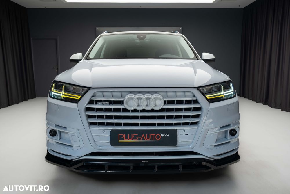 Audi Q7 ver-25t-awd-chequered-flag - 1