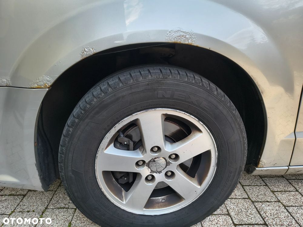 Dodge Grand Caravan - 16