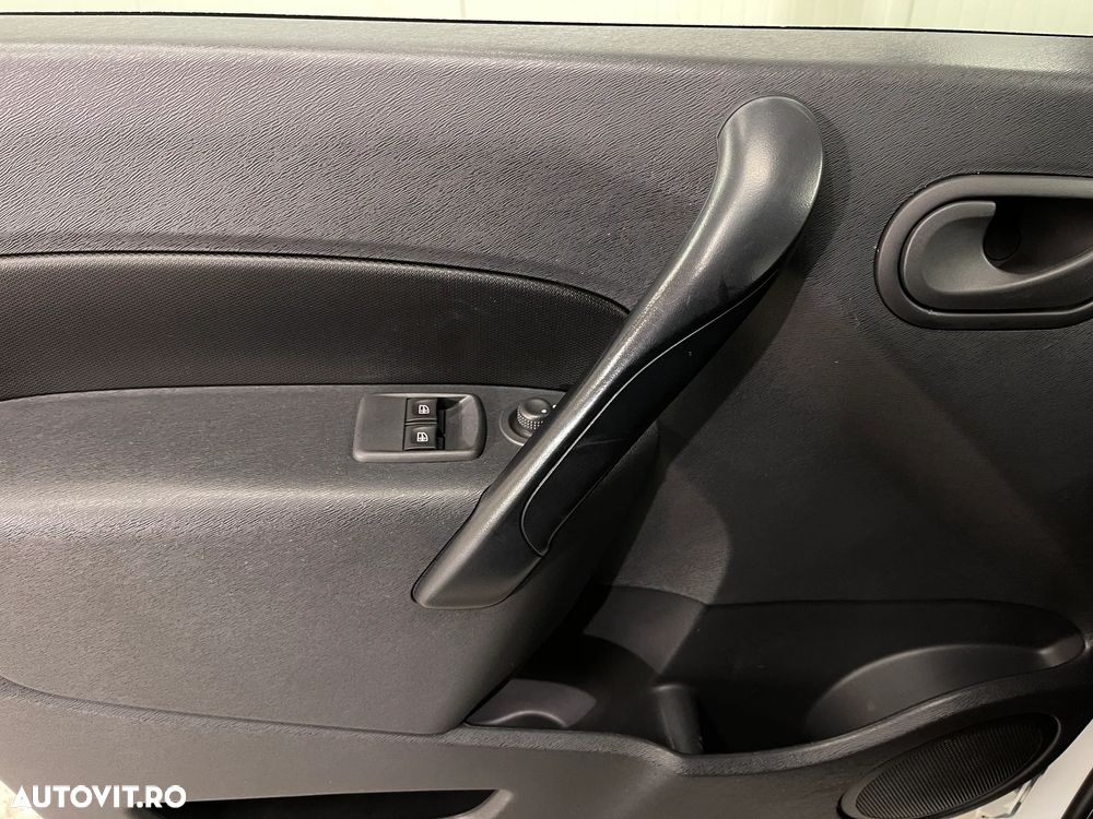 Renault Kangoo Maxi - 13