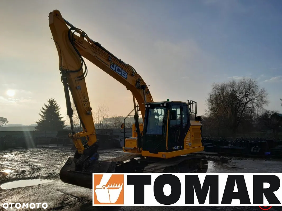 JCB 131X - 4