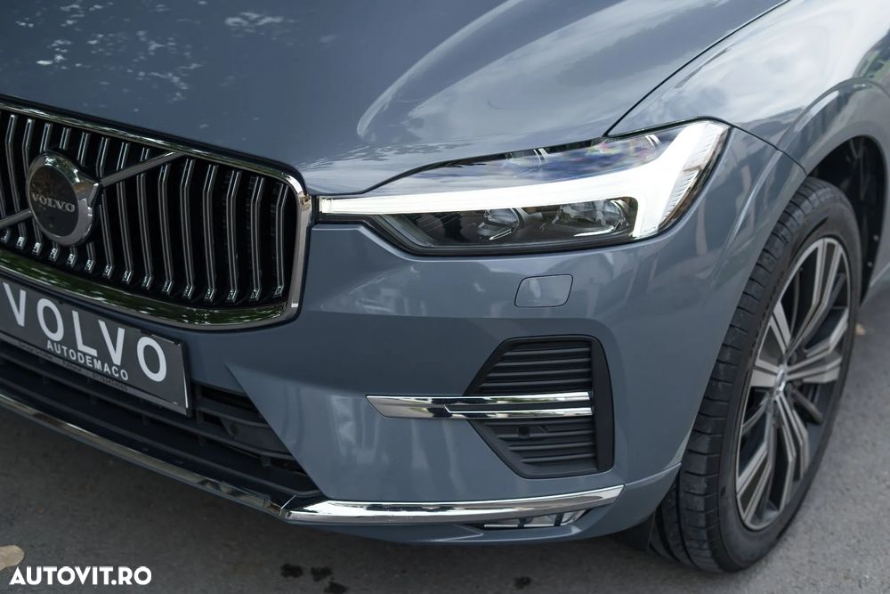 Volvo XC 60 B4 D Plus Bright - 24