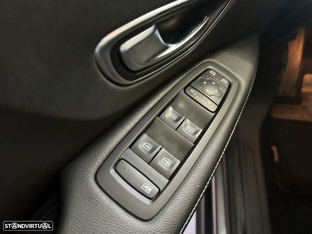 Renault Grand Scénic - 13