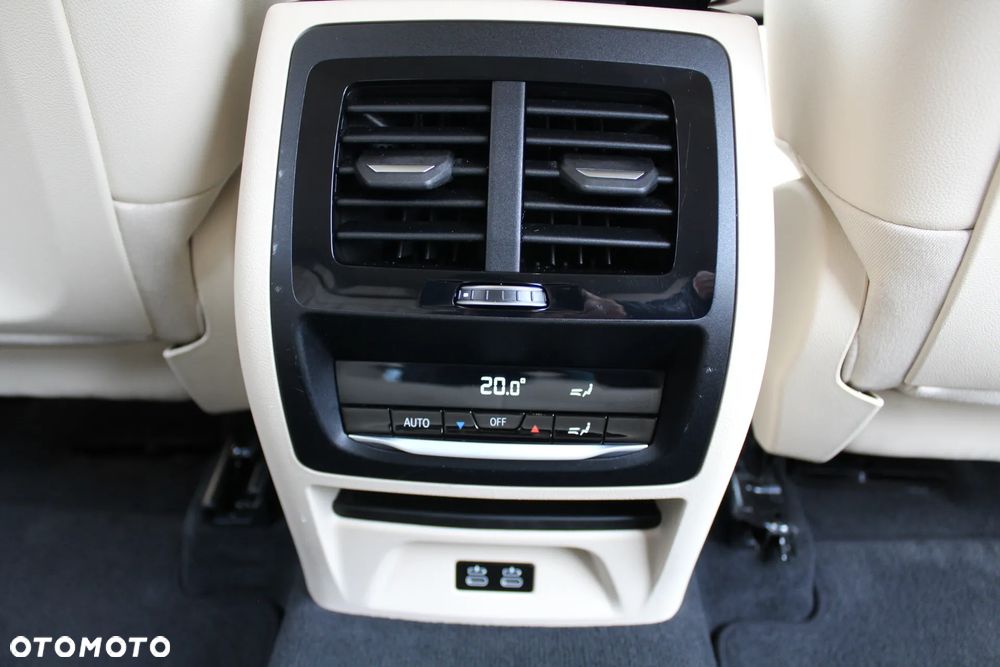 BMW X3 xDrive20i - 22