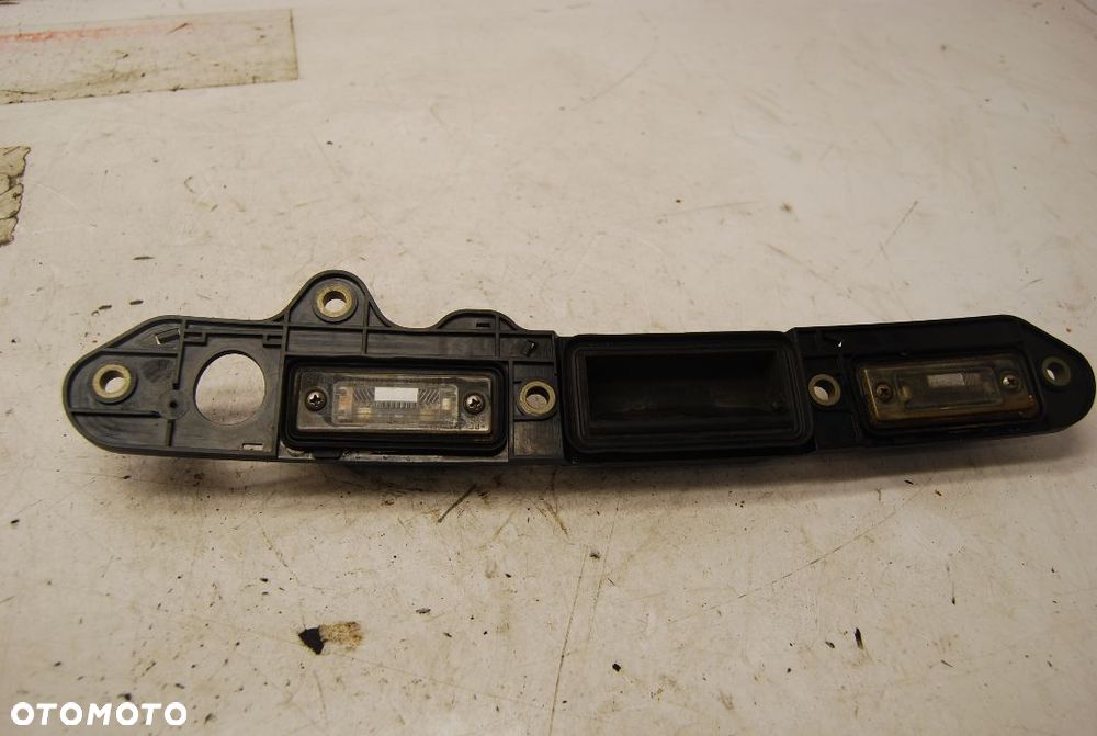 KLAMKA BLENDA MIKROSTYK 1T0827574C VW GOLF V PLUS PASSAT B6 KOMBI - 1