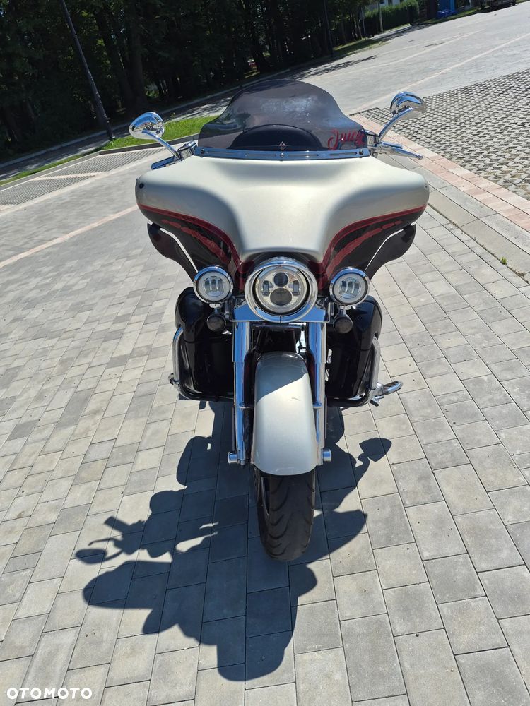 Harley-Davidson FLHTCU Ultra - 3