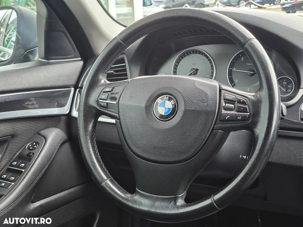 BMW Seria 5 520d - 20