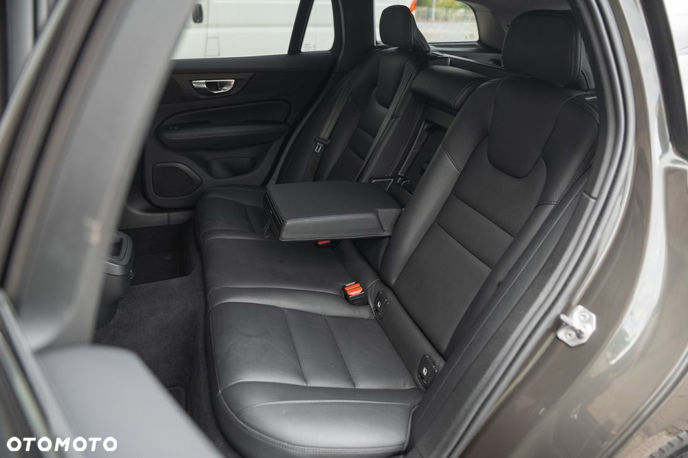 Volvo V60 B4 B Geartronic Inscription - 35