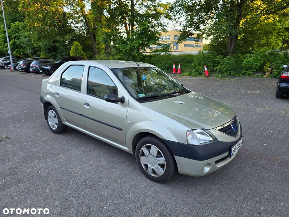 Dacia Logan 1.5 dCi Laureate Pioneer - 1