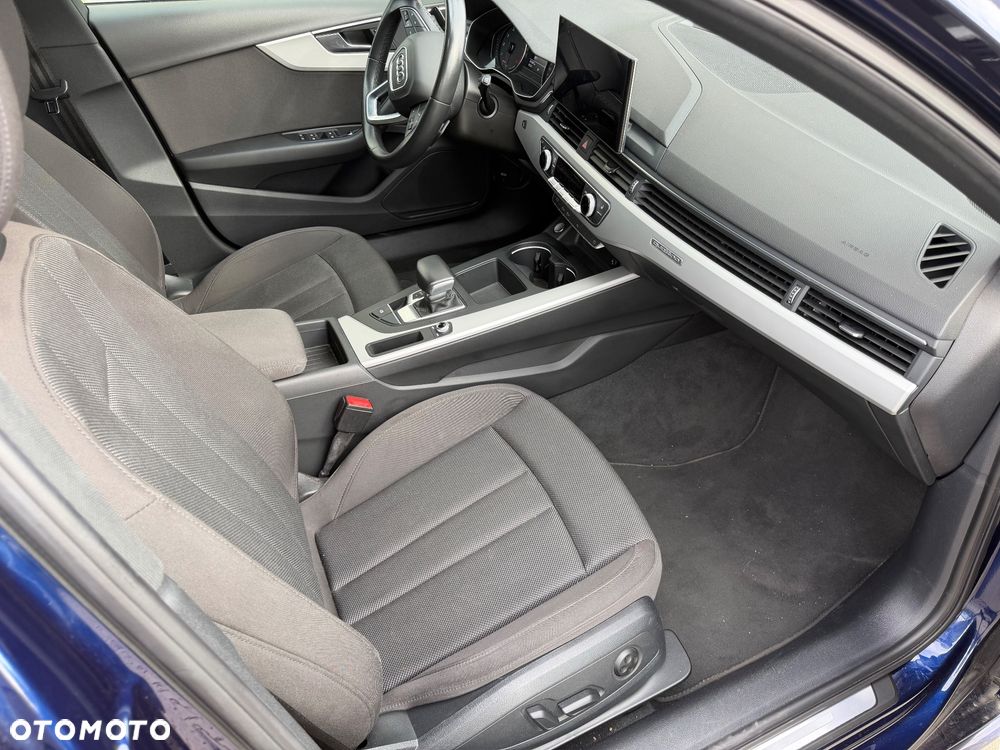 Audi A4 Avant 45 TFSI quattro S tronic advanced - 18