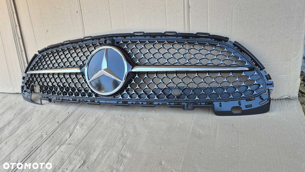 Atrapa chłodnic GRILL Mercedes C Klasa W206 21- AMG LINE KAMERA A206 - 6
