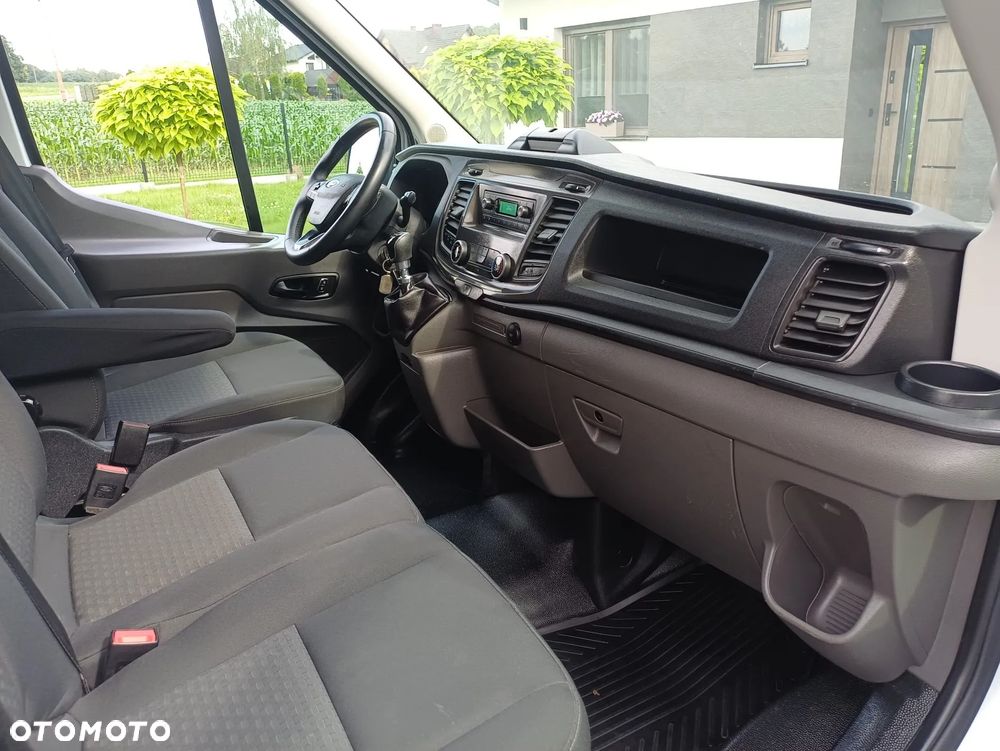 Ford Transit - 8