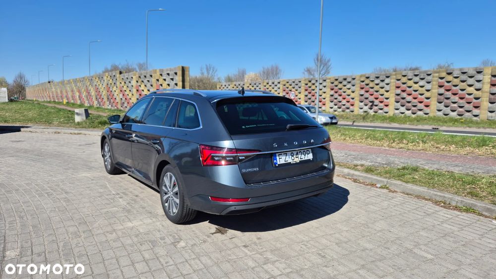 Skoda Superb 2.0 TSI Style DSG - 4