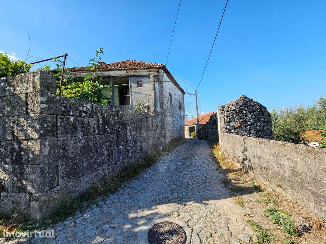 Moradia T1 para venda - Grande imagem: 3/16