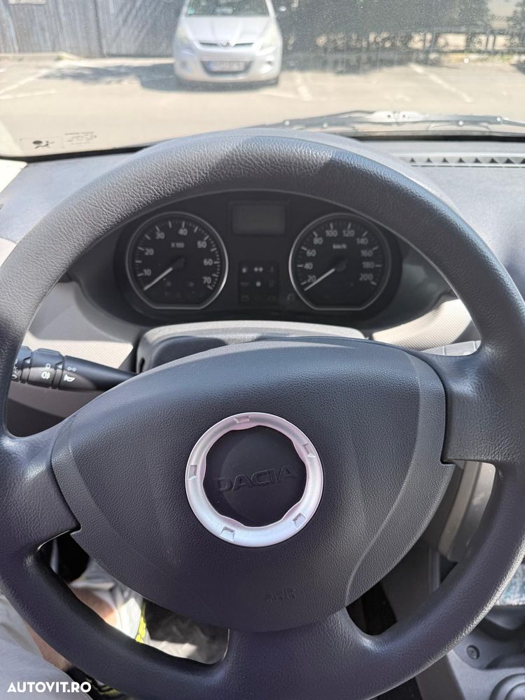 Dacia Logan - 3