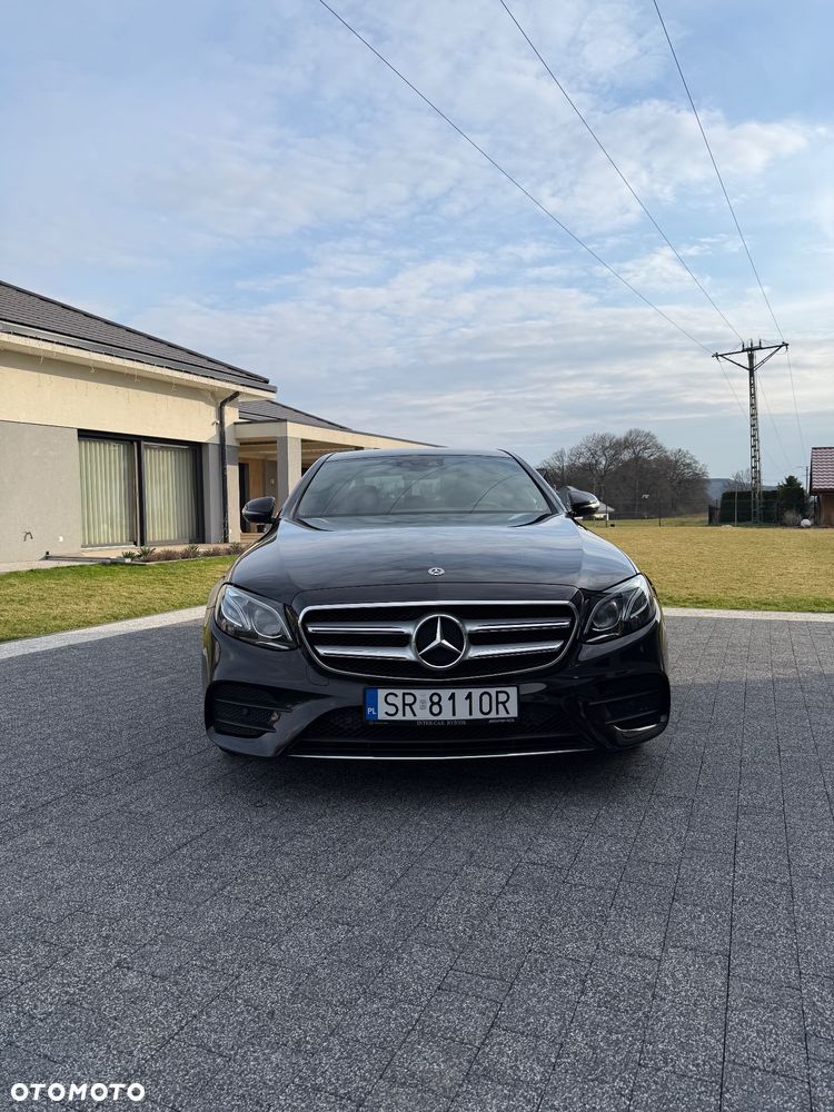 Mercedes-Benz Klasa E 220 d 4-Matic 9G-TRONIC - 6