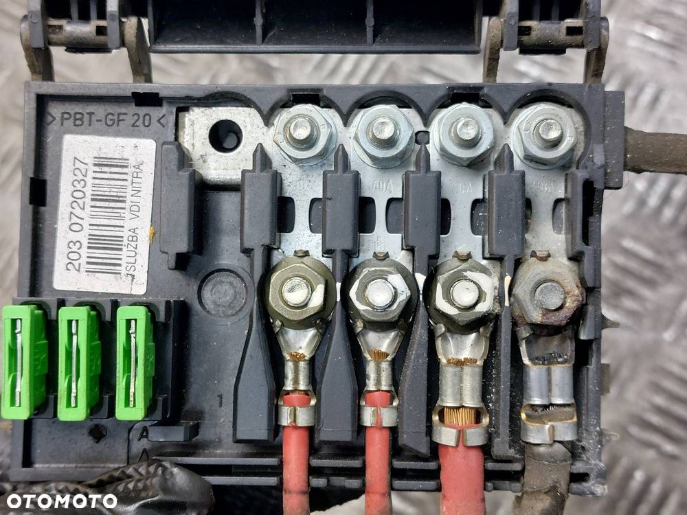 SKRZYNKA BEZPIECZNIKÓW AKUMULATORA SEAT TOLEDO II 1.6 16V 1J0937550AA - 3