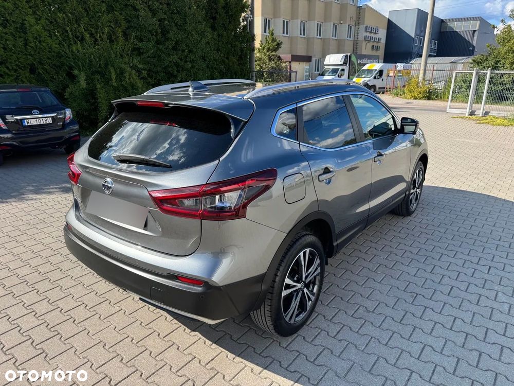 Nissan Qashqai 1.3 DIG-T N-Connecta - 1