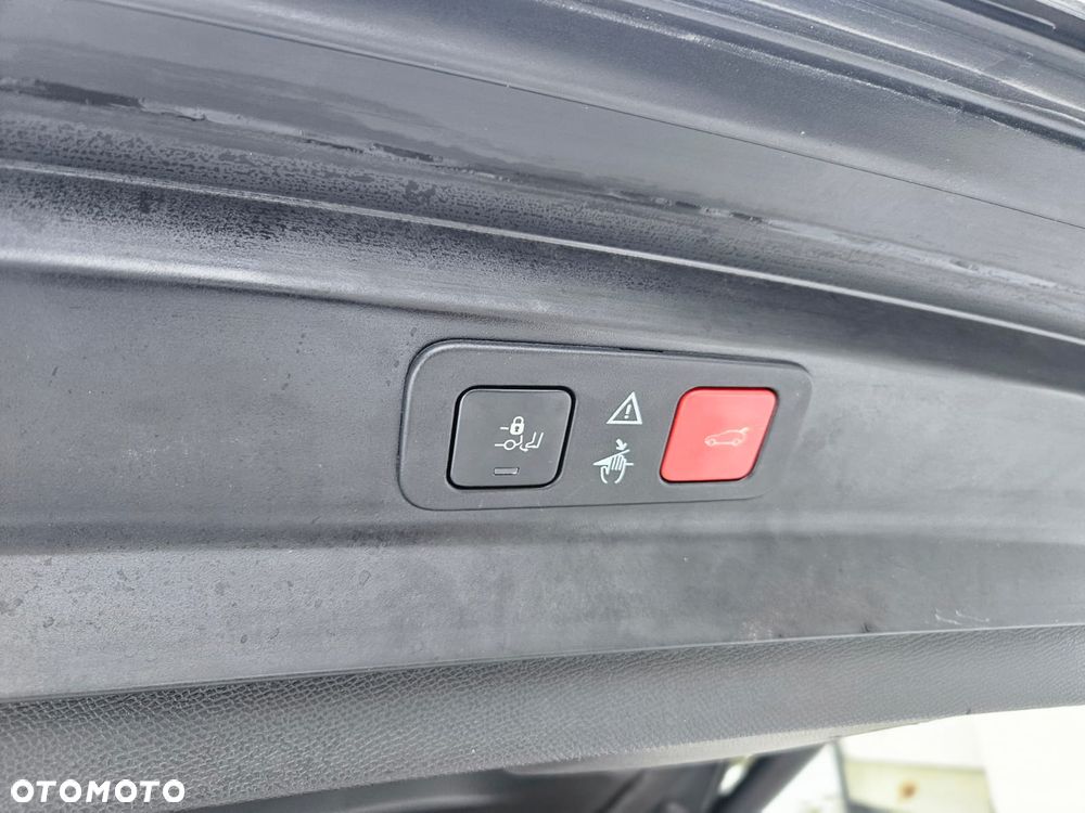 Peugeot 5008 1.5 BlueHDi GT S&S EAT8 - 19