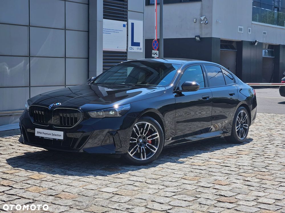 BMW Seria 5 520d xDrive mHEV M Sport - 8