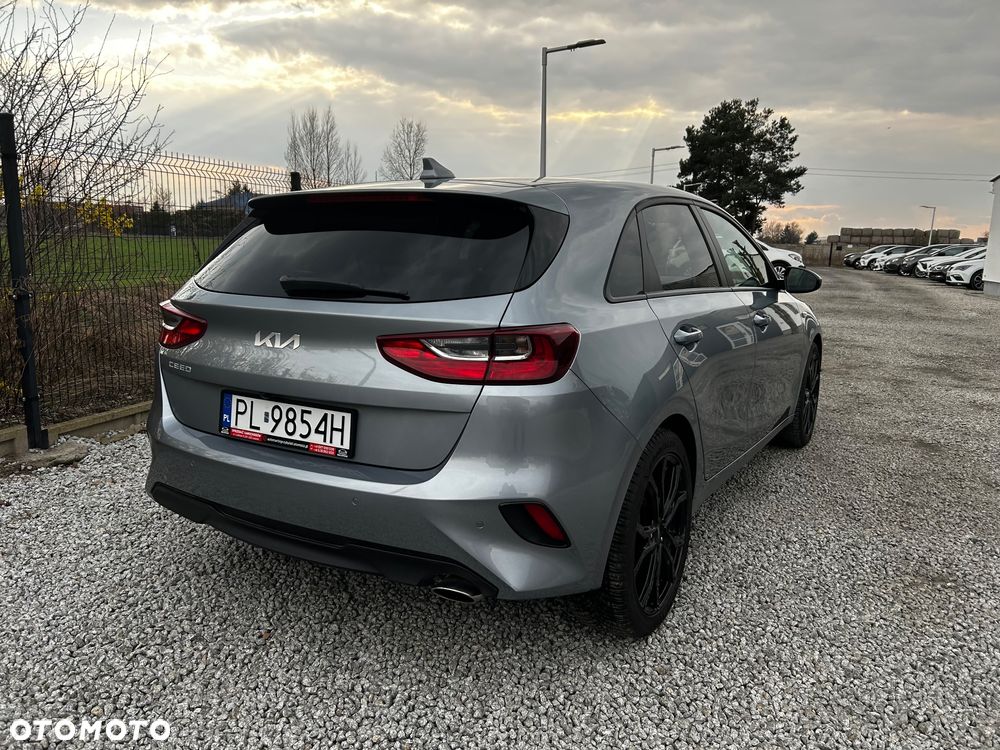 Kia Ceed 1.5 T-GDI OPF Vision - 11