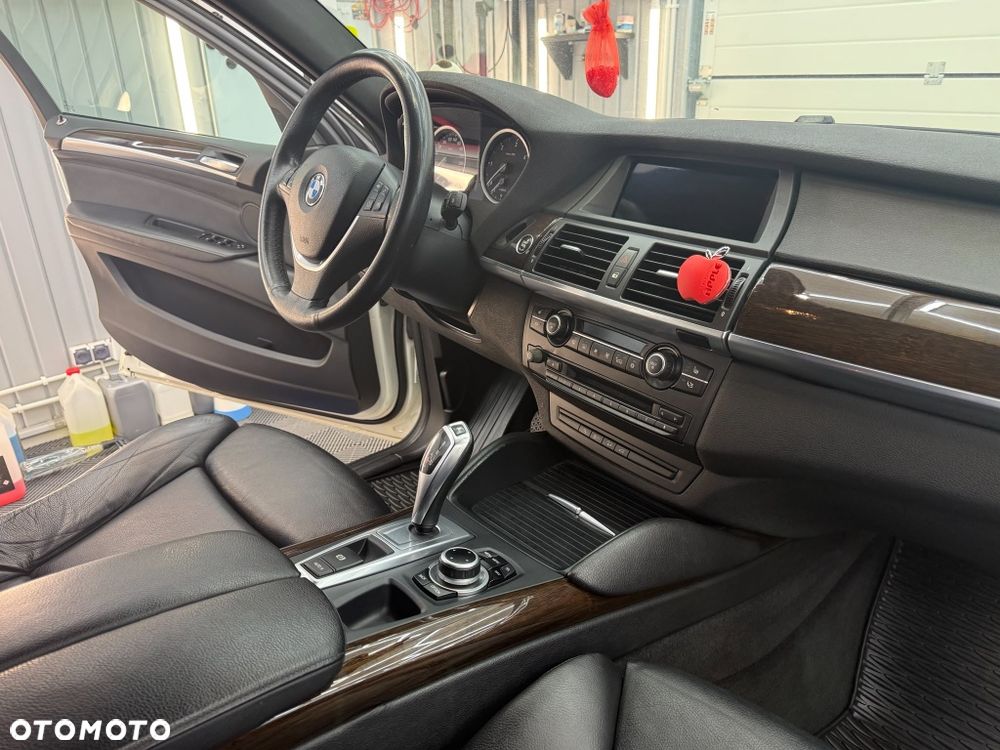 BMW X6 - 4