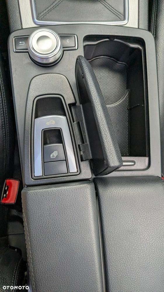 Mercedes-Benz Klasa E - 32